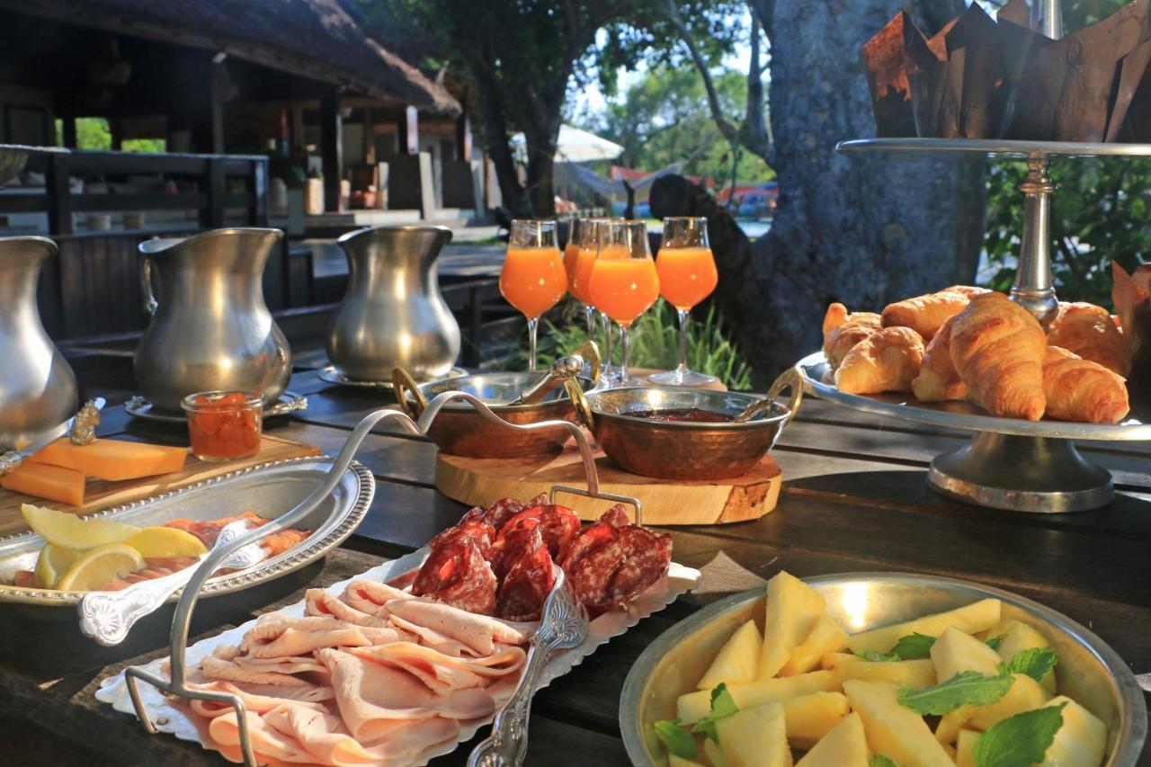 Royal Chundu Island Lodge Livingstone Eksteriør bilde
